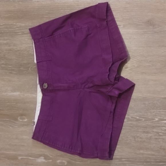 Old Navy Women Size 2 Favorite Purple Khakis Short - Picture 2 of 15